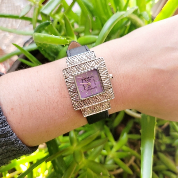 Classic Terner Quartz Watch - Picture 5 of 11